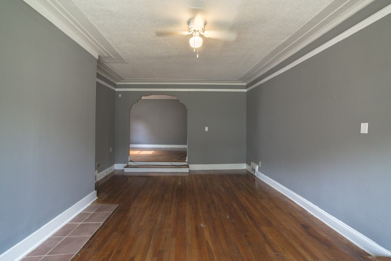 113 Stafford St Sw - Photo 3 of 16