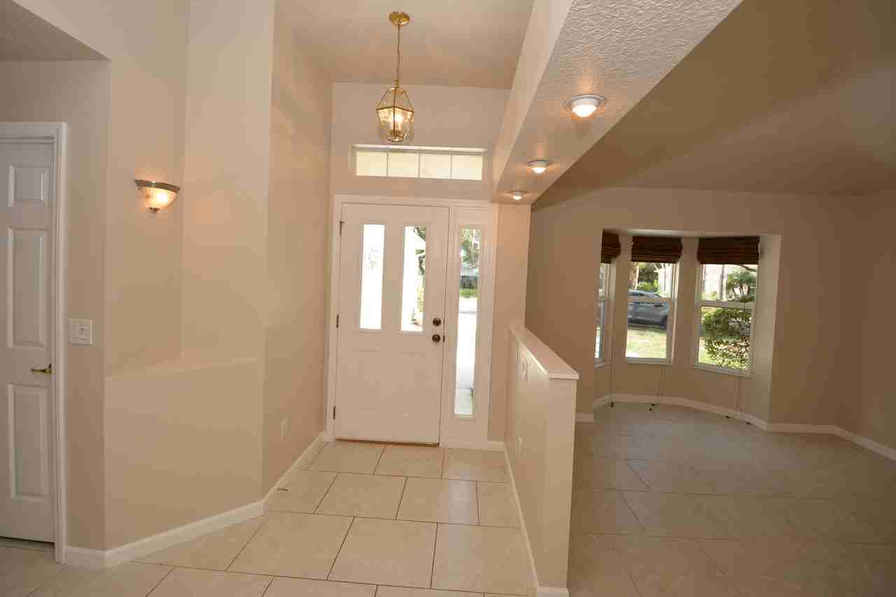 56 Shinnecock Dr - Photo 3 of 35