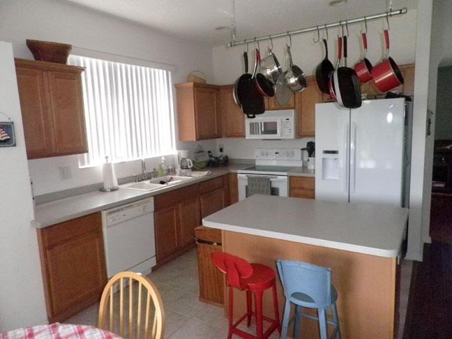 27039 Arrowbrook Way - Photo 3 of 7