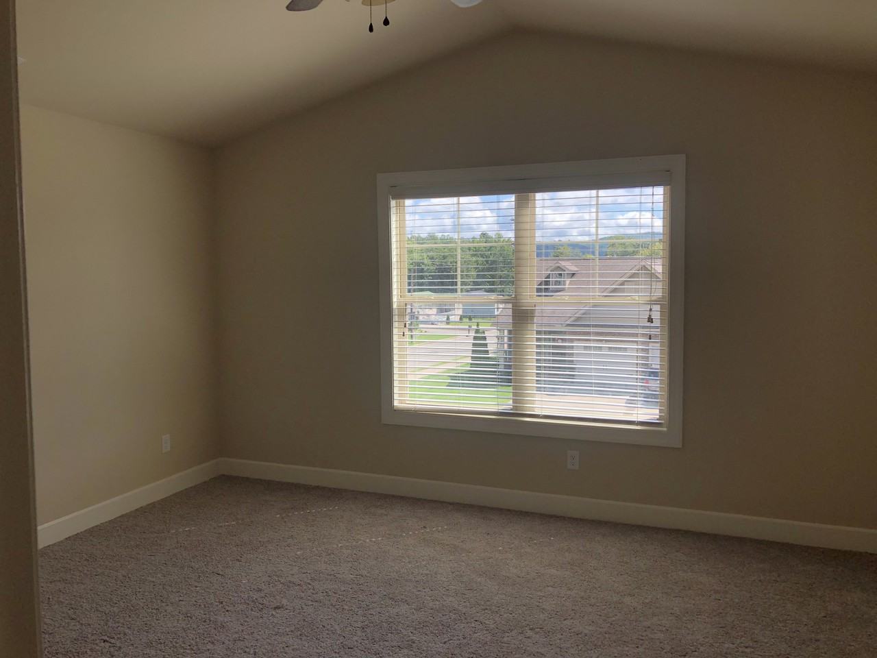 677 Cooper Sq - Photo 2 of 10