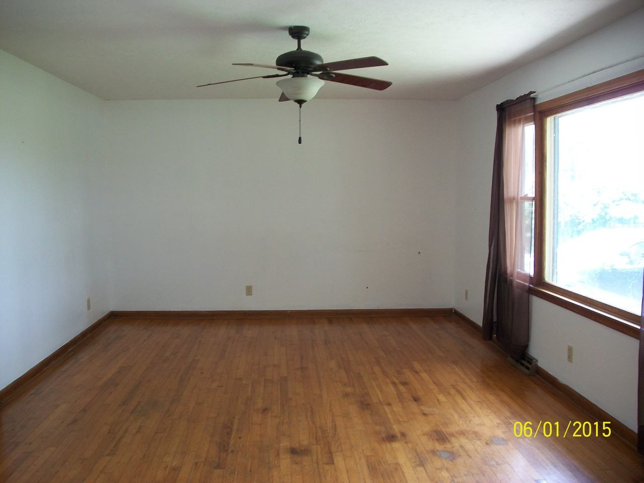 218 S Farmer Rd - Photo 2 of 7