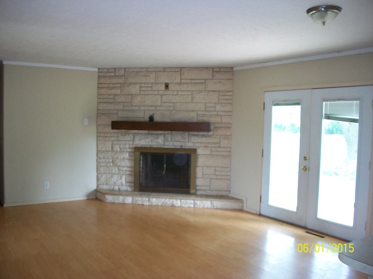 218 S Farmer Rd - Photo 3 of 7