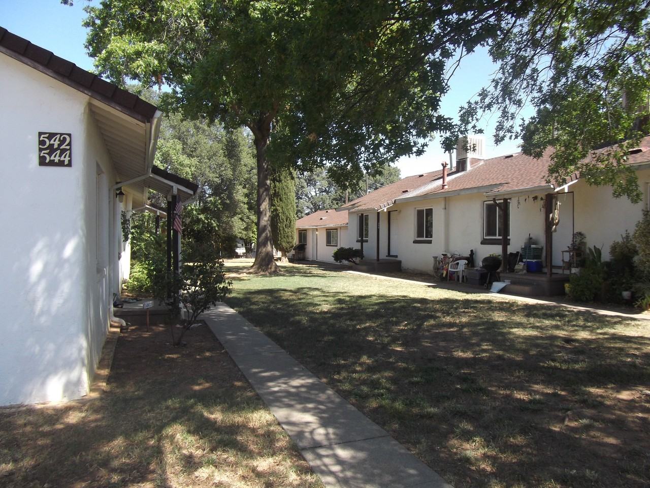 534 Breckenridge St - Photo 2 of 8