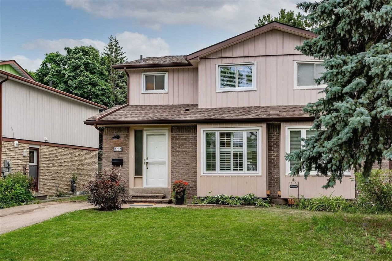 3282 Martins Pine Crescent - Photo 2 of 30