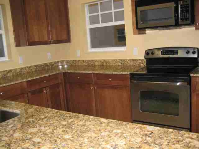 111 N Albany Ave #14 - Photo 3 of 21