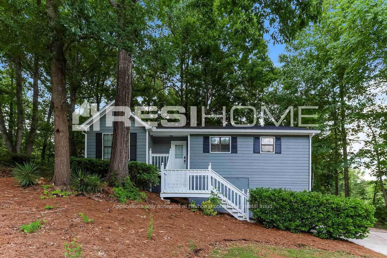 7435 Cardinal Way - Photo 3 of 24