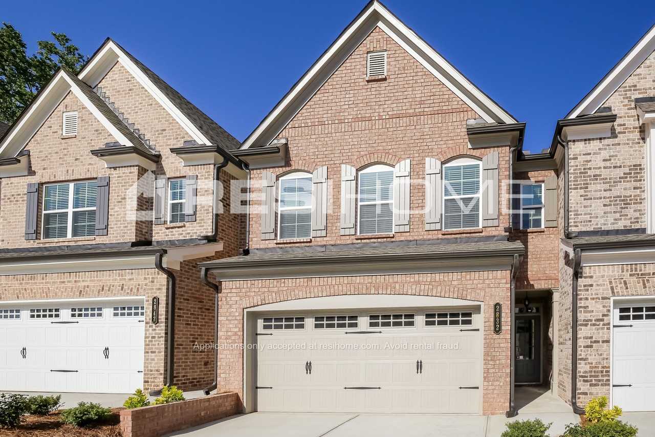 2822 Wild Santana Way