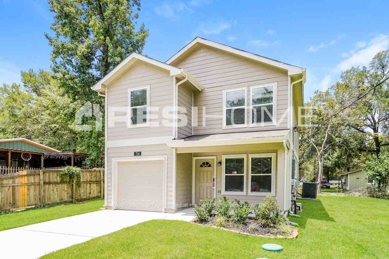 714 Pine Bough Ln - Photo 3 of 24