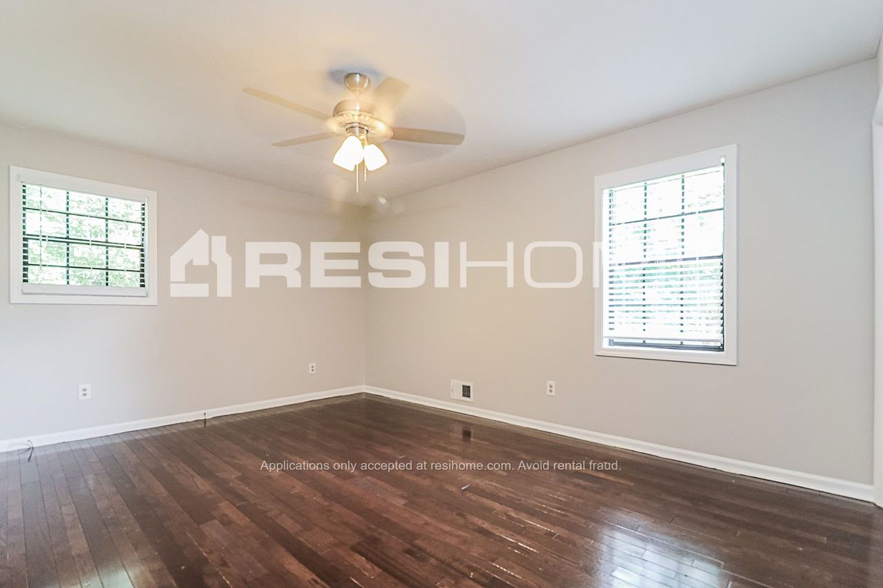 2761 Aruba Dr - Photo 3 of 23