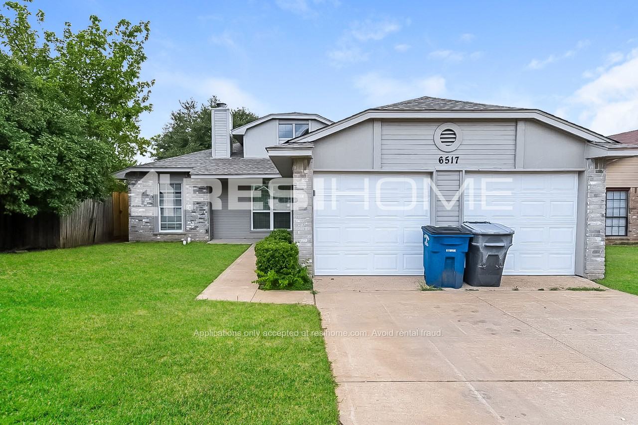 6517 Mattney Dr - Photo 3 of 23