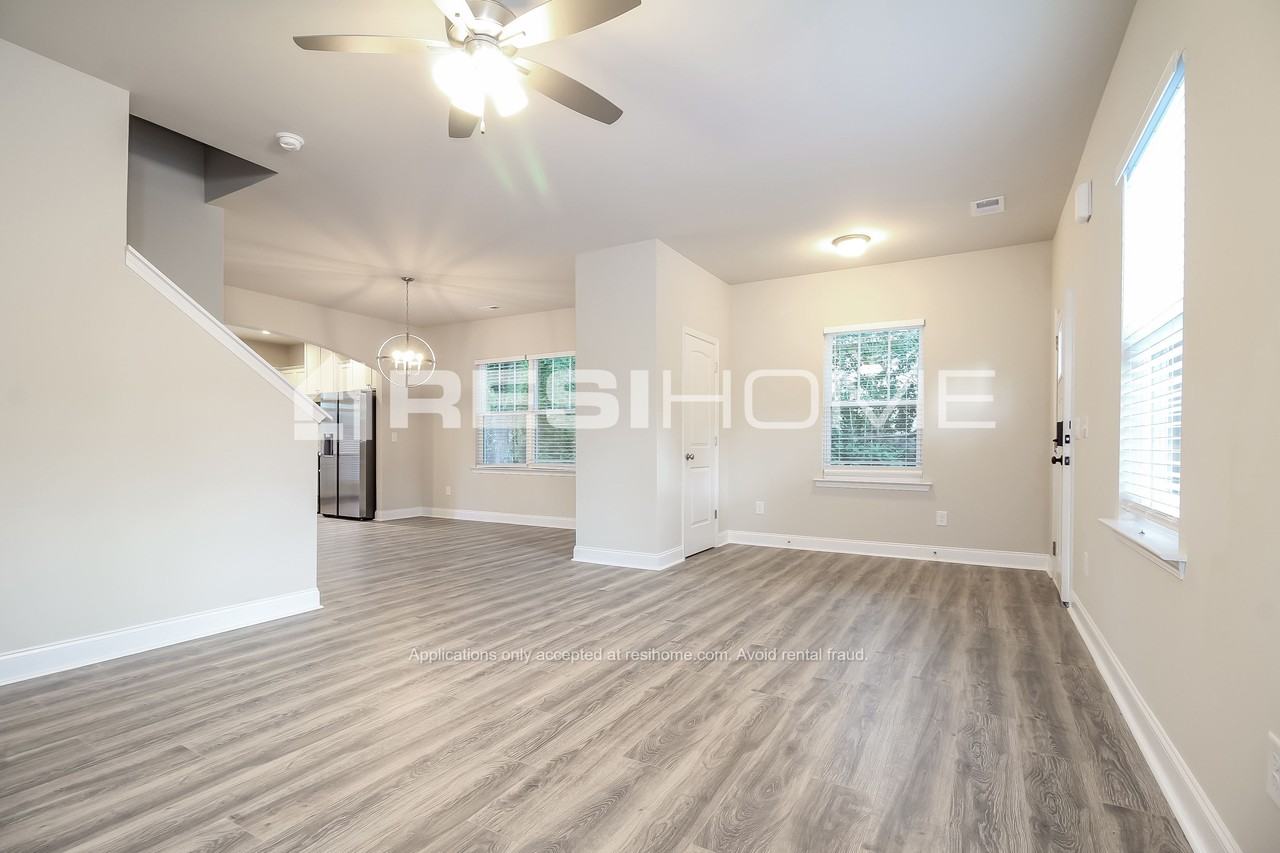 103 Greer St - Photo 3 of 24