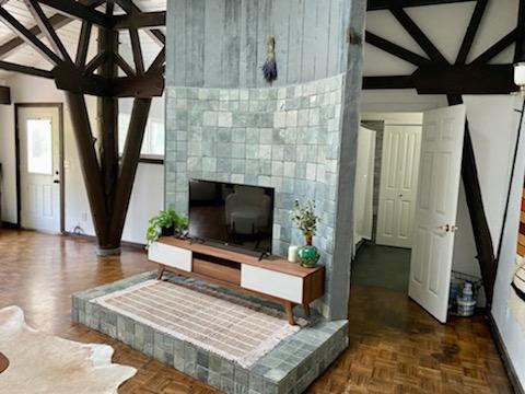 111 River Road - Photo 3 of 18