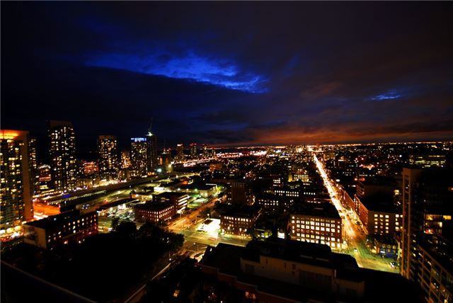 375 King Street West #2701