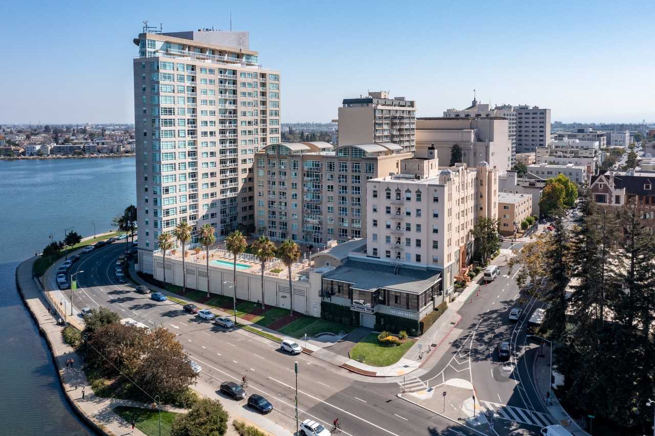 The Lake Merritt - Photo 2 of 11