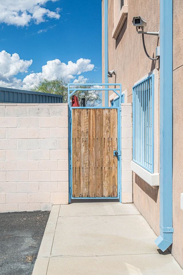 4751 N Flowing Wells Rd #1 - Photo 4 of 21