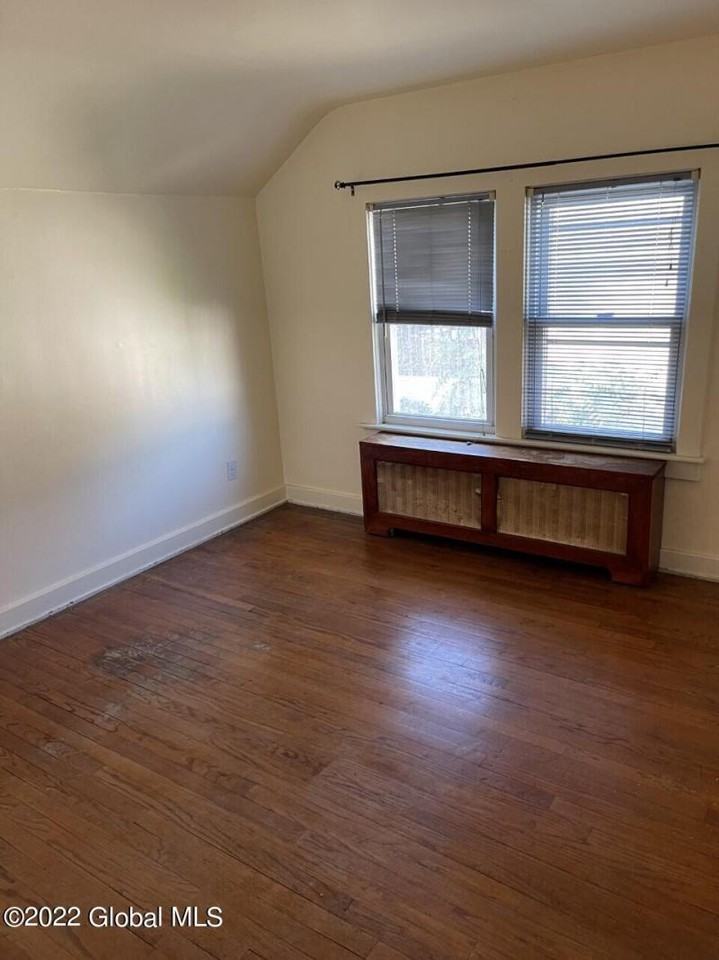 15 Weymouth St - Photo 3 of 9