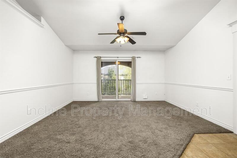 661 Sw #303 - Photo 3 of 19