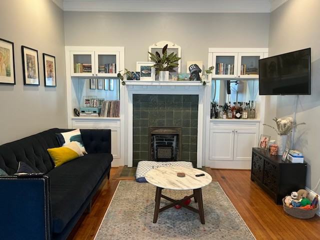1229 Euclid Avenue Northeast - Photo 3 of 16