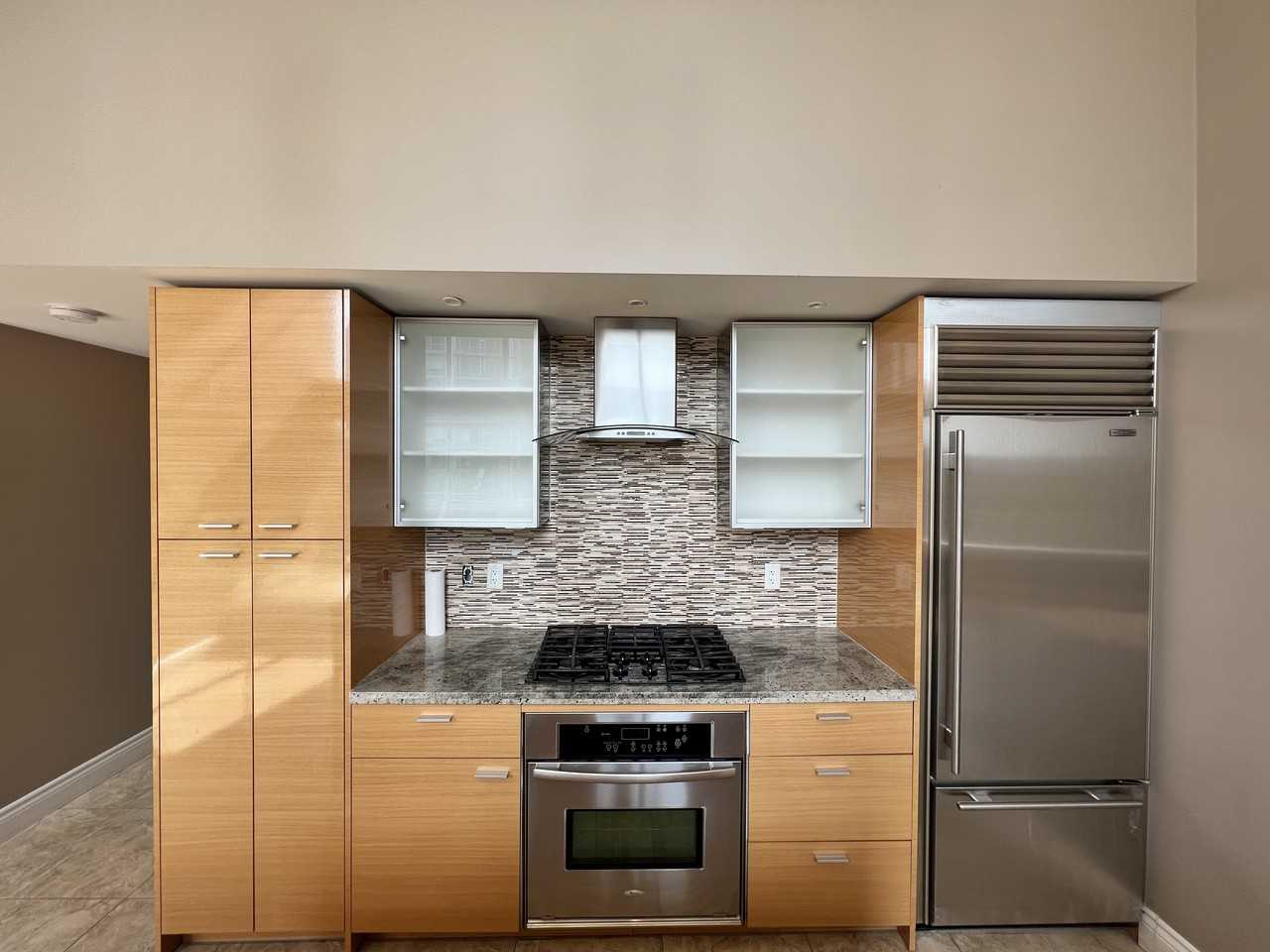 29 Smithe Mews - Photo 2 of 15