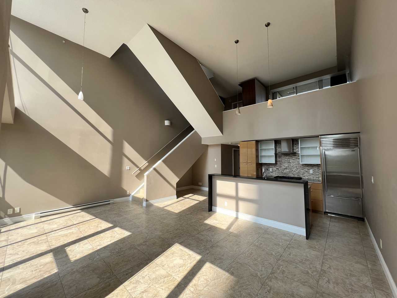 29 Smithe Mews - Photo 3 of 15