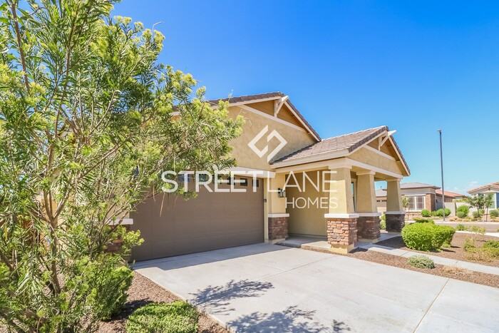 12818 N 145th Ln - Photo 2 of 17