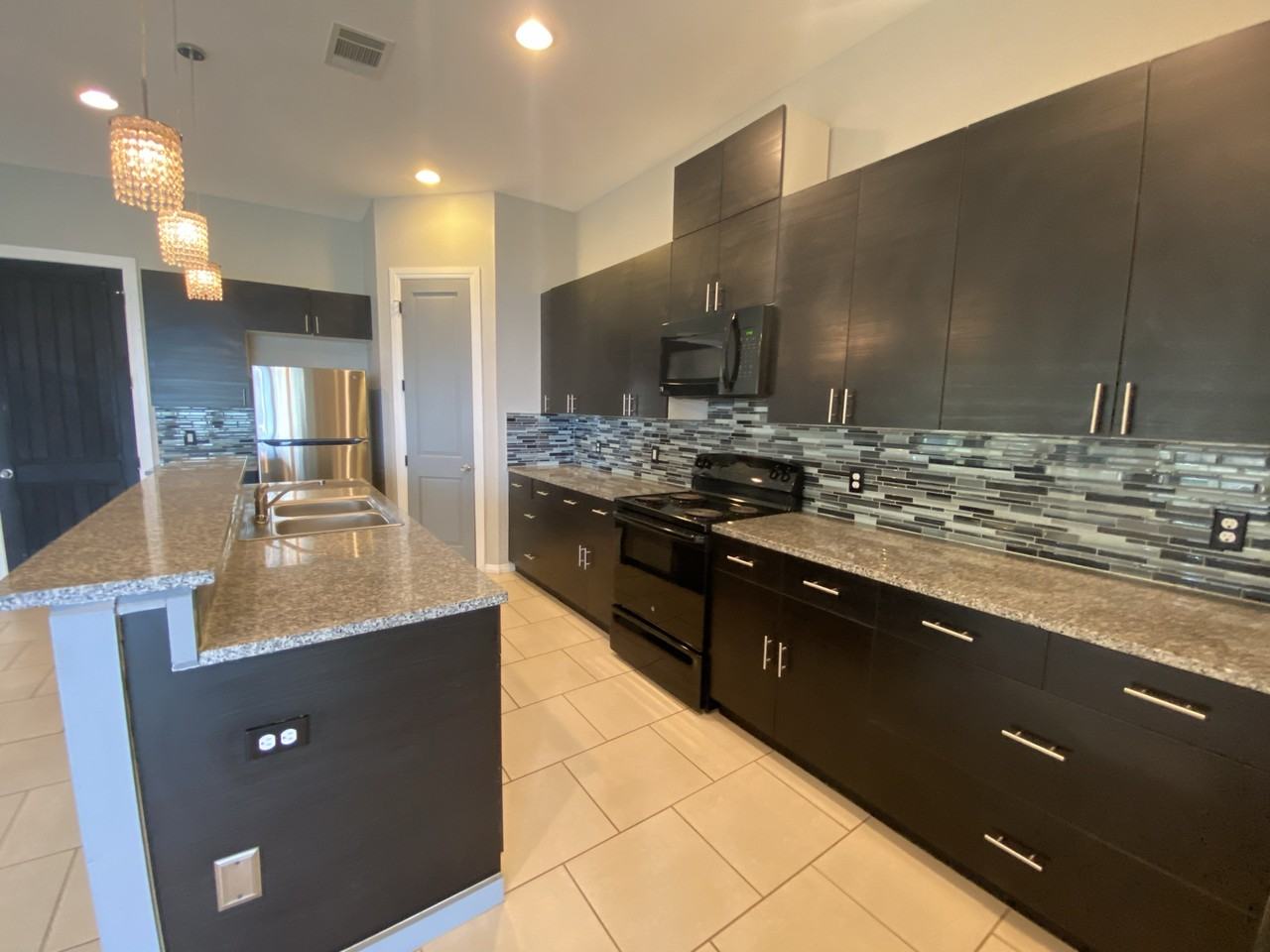 204 Spellbrook Ln #1 - Photo 4 of 19