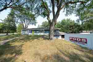 featured image of 4517 W 113th St #1