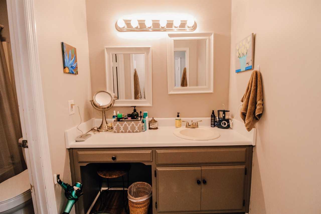 127 Deerfield Dr #1 - Photo 6 of 33