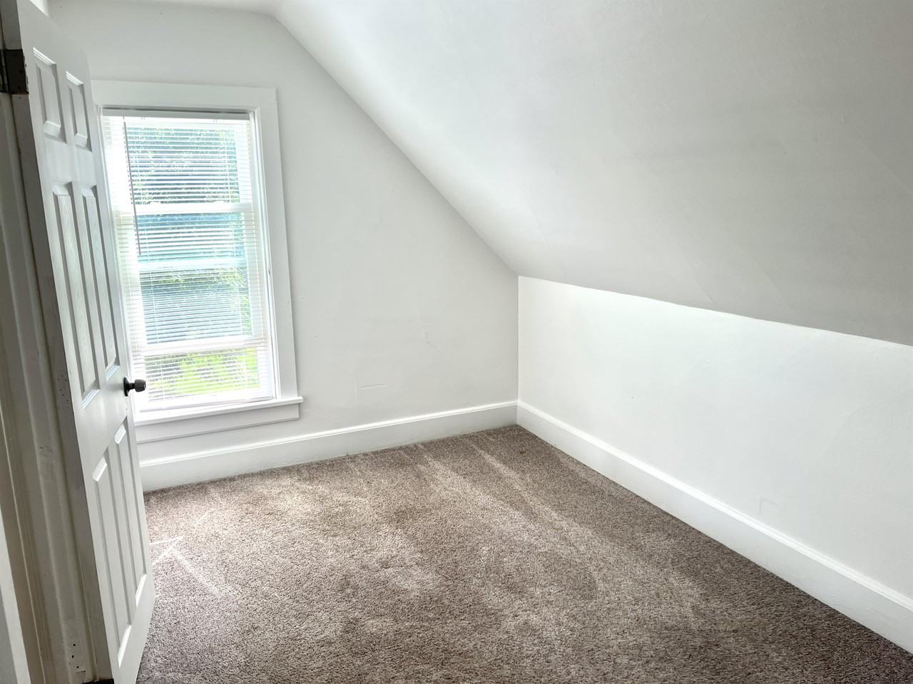 27 Reed St #A - Photo 3 of 16