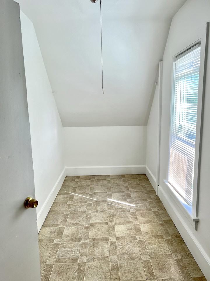 27 Reed St #A - Photo 5 of 16