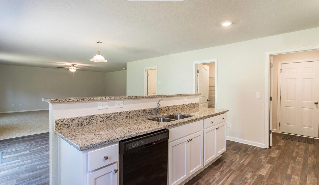 461 Turning Lake Dr - Photo 2 of 18