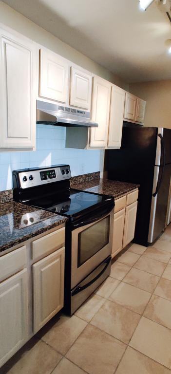 416 Summit Ridge Pl - Photo 3 of 27