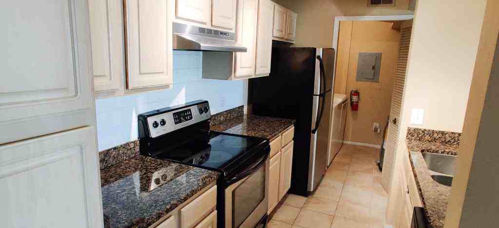 416 Summit Ridge Pl - Photo 4 of 27