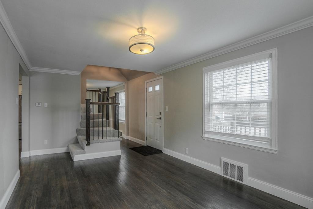 7728 Walnut St - Photo 7 of 25