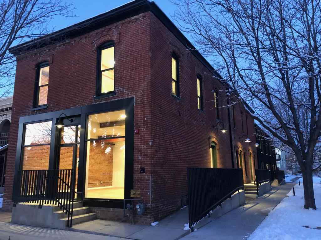 2959 N Franklin St - Photo 3 of 17