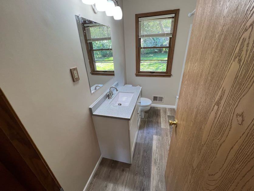 672 48th Ave Ne - Photo 3 of 14