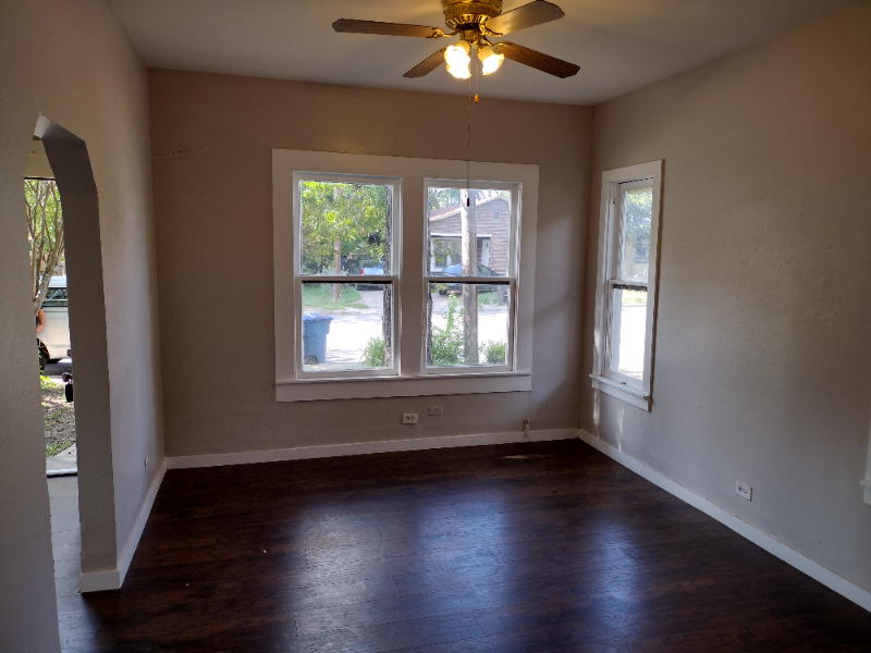 1515 Montana St #A - Photo 2 of 5