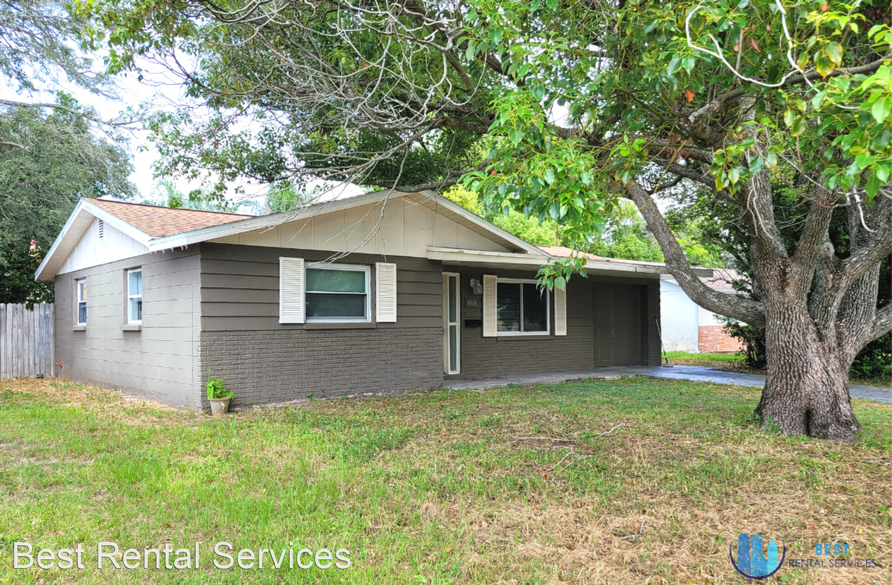 10831 Premier Ave - Photo 2 of 12