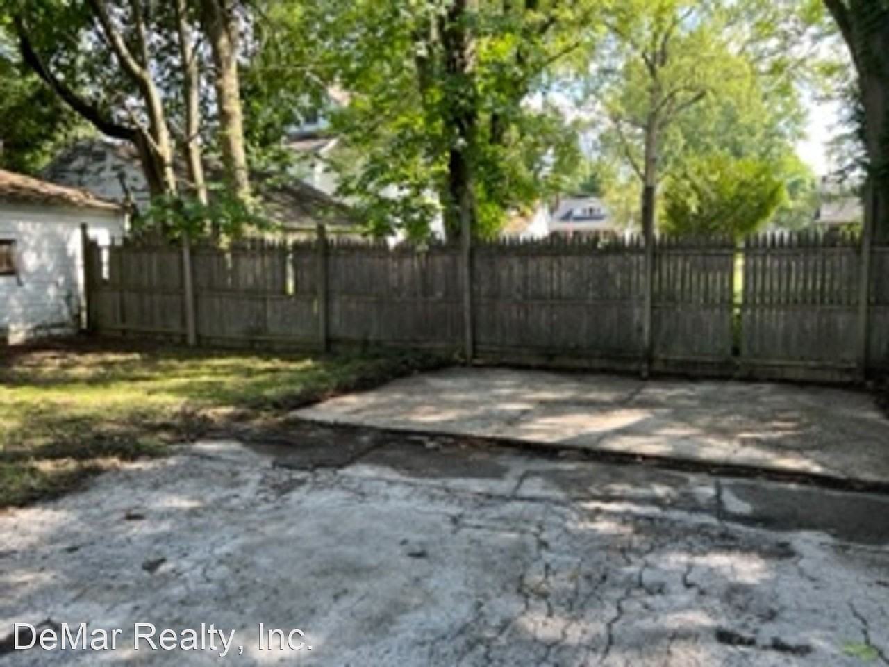 327 E Auburndale Ave - Photo 2 of 17