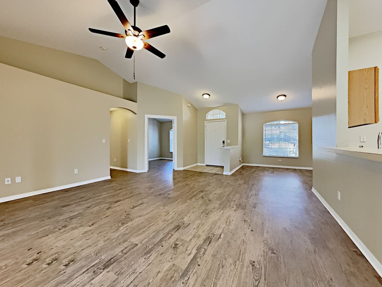 407 Gentle Breeze Dr - Photo 3 of 21