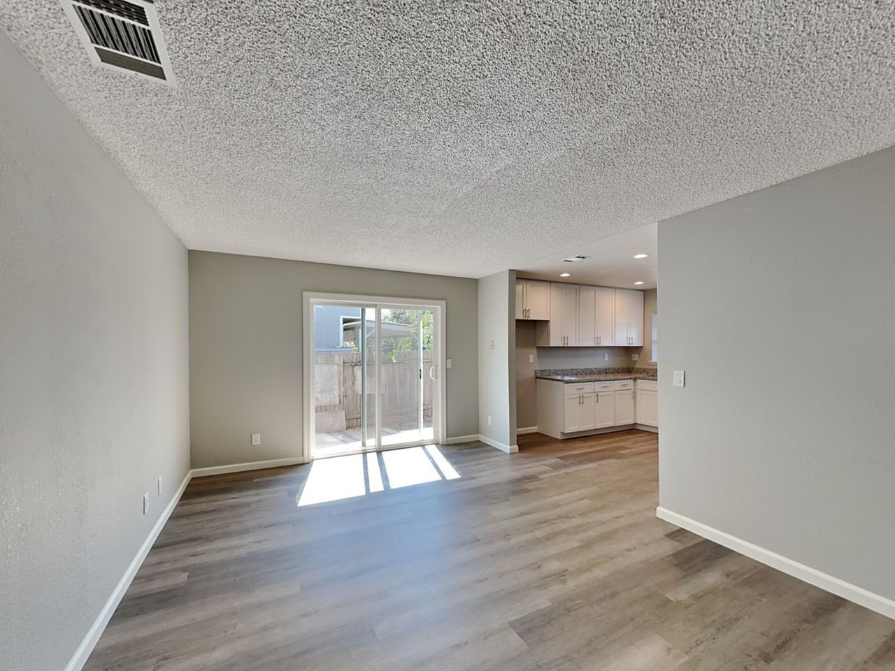 1020 Towhee Way - Photo 3 of 18