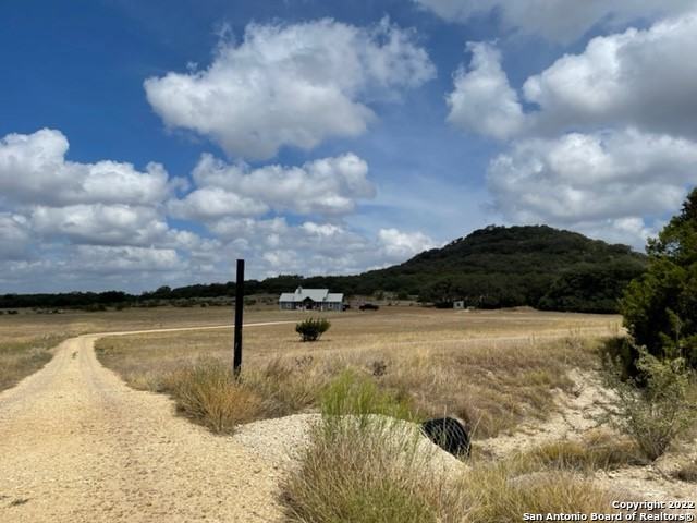 4574 Bump Gate Rd - Photo 2 of 15