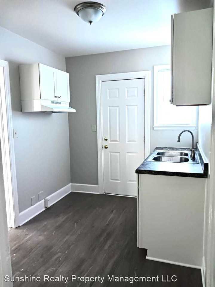 314/316 N Ireland St - Photo 2 of 10