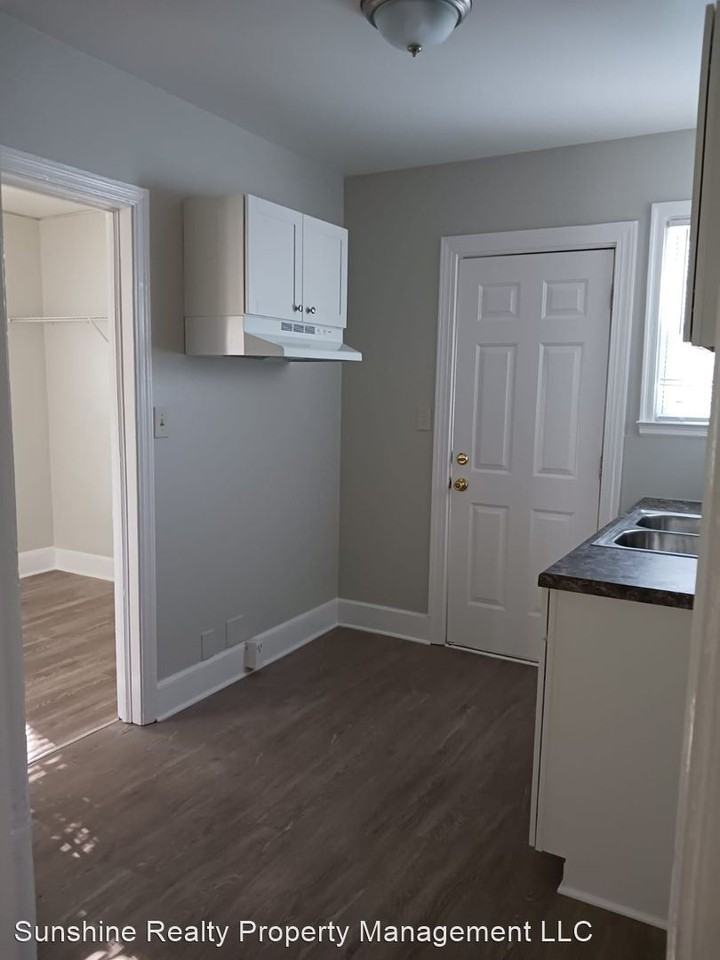 314/316 N Ireland St - Photo 3 of 10