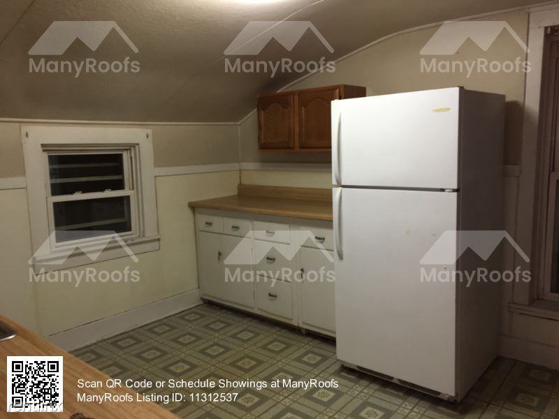 911 Moorheadville Rd - Photo 2 of 7