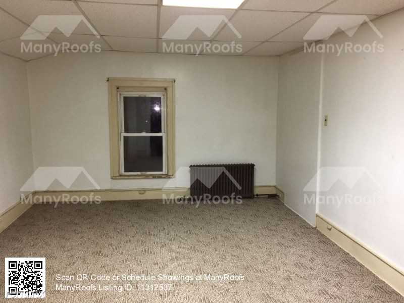 911 Moorheadville Rd - Photo 3 of 7