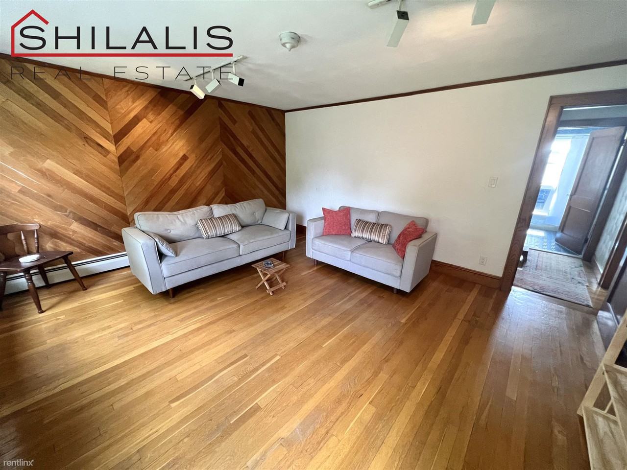 206 School St Fl 3 - Photo 3 of 15