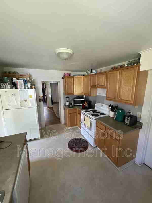 406 North St - Photo 4 of 21