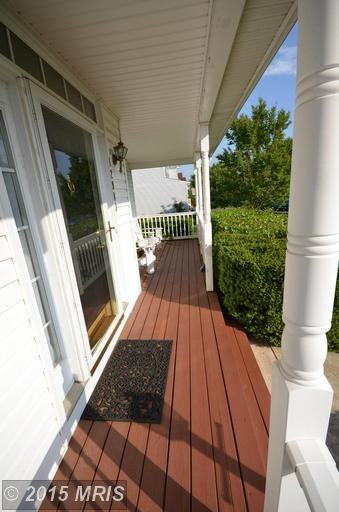 12983 Queen Chapel Rd - Photo 3 of 22