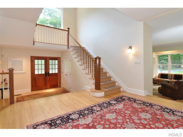 91 Beechdale Rd - Photo 2 of 30